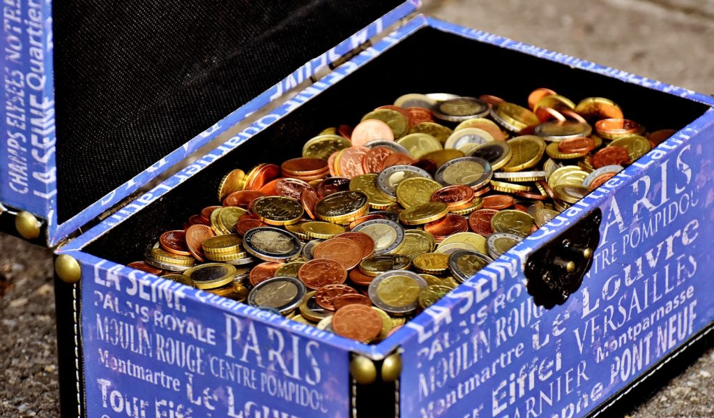 https://dailyalts.com/wp-content/uploads/2019/08/chest-3077164_1920-eurozone-fund-tech-catchup.jpg https://dailyalts.com/wp-content/uploads/2019/08/chest-3077164_1920-eurozone-fund-tech-catchup.jpg
