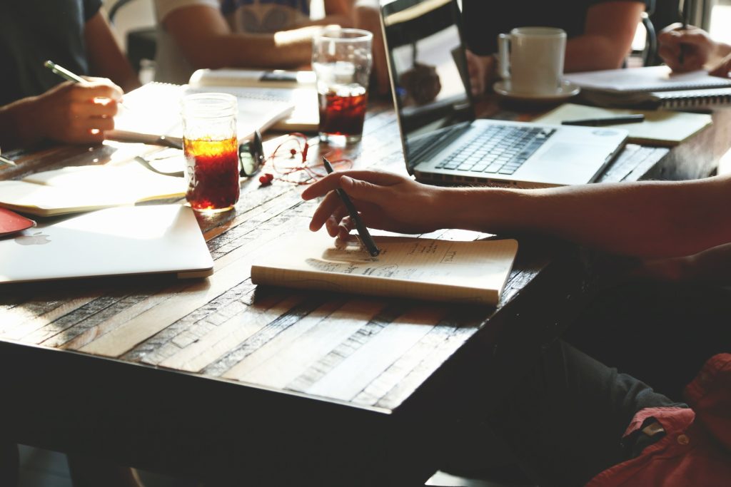 https://dailyalts.com/wp-content/uploads/2019/09/startup-593341_1920-wework-softbank.jpg https://dailyalts.com/wp-content/uploads/2019/09/startup-593341_1920-wework-softbank.jpg
