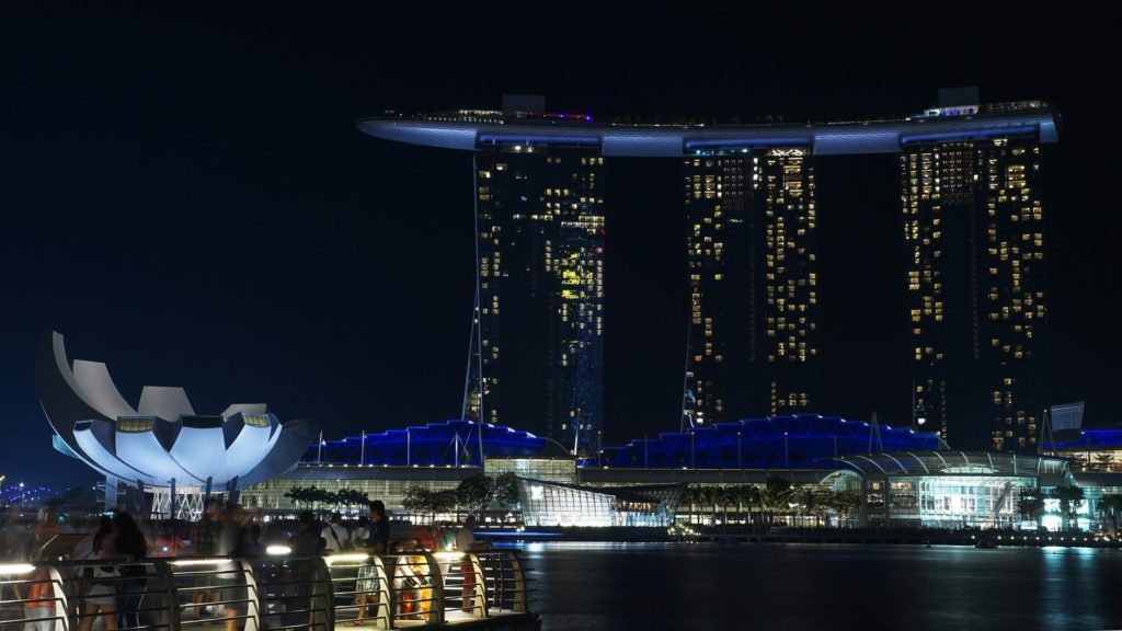 https://dailyalts.com/wp-content/uploads/2019/12/singapore-1132358_1920-sgp-hedge-funds.jpg https://dailyalts.com/wp-content/uploads/2019/12/singapore-1132358_1920-sgp-hedge-funds.jpg