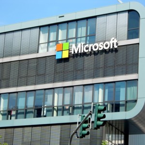 https://dailyalts.com/wp-content/uploads/2020/05/building-1011876_640-microsoft-supercomp.jpg https://dailyalts.com/wp-content/uploads/2020/05/building-1011876_640-microsoft-supercomp.jpg