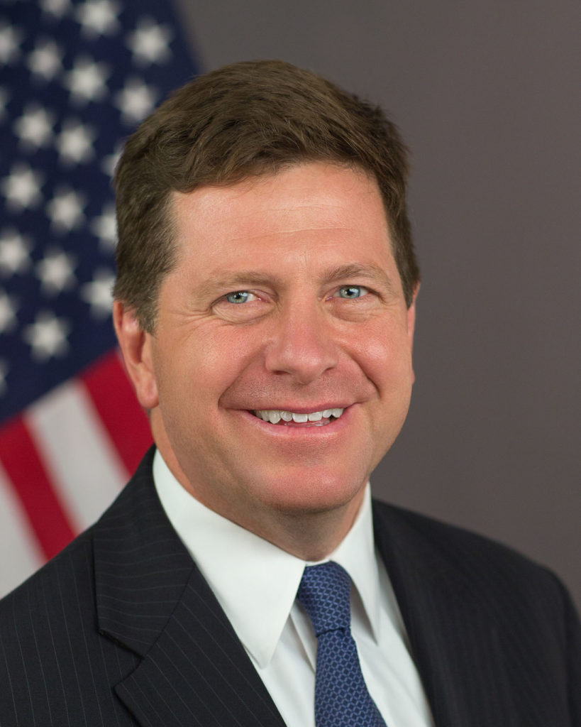 https://dailyalts.com/wp-content/uploads/2020/06/Jay_Clayton.jpg https://dailyalts.com/wp-content/uploads/2020/06/Jay_Clayton.jpg