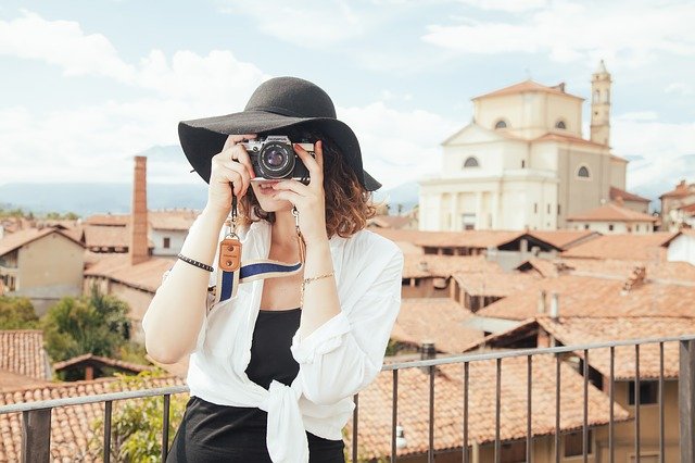 https://dailyalts.com/wp-content/uploads/2020/07/photographer-407068_640.jpg https://dailyalts.com/wp-content/uploads/2020/07/photographer-407068_640.jpg