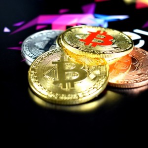 https://dailyalts.com/wp-content/uploads/2021/01/bitcoin-4353069_640.jpg https://dailyalts.com/wp-content/uploads/2021/01/bitcoin-4353069_640.jpg