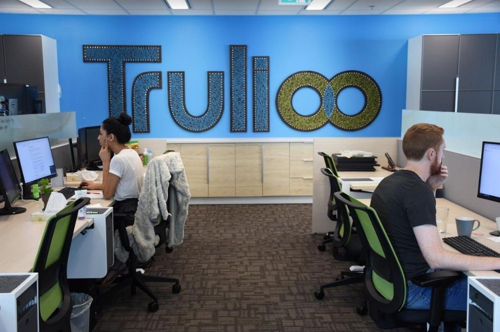 https://dailyalts.com/wp-content/uploads/2021/06/open-office-environment-all-our-desks-are-adjustable.jpg https://dailyalts.com/wp-content/uploads/2021/06/open-office-environment-all-our-desks-are-adjustable.jpg